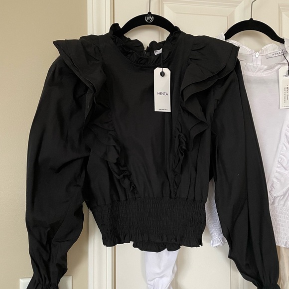 Crop Tops - Picture 2 of 5